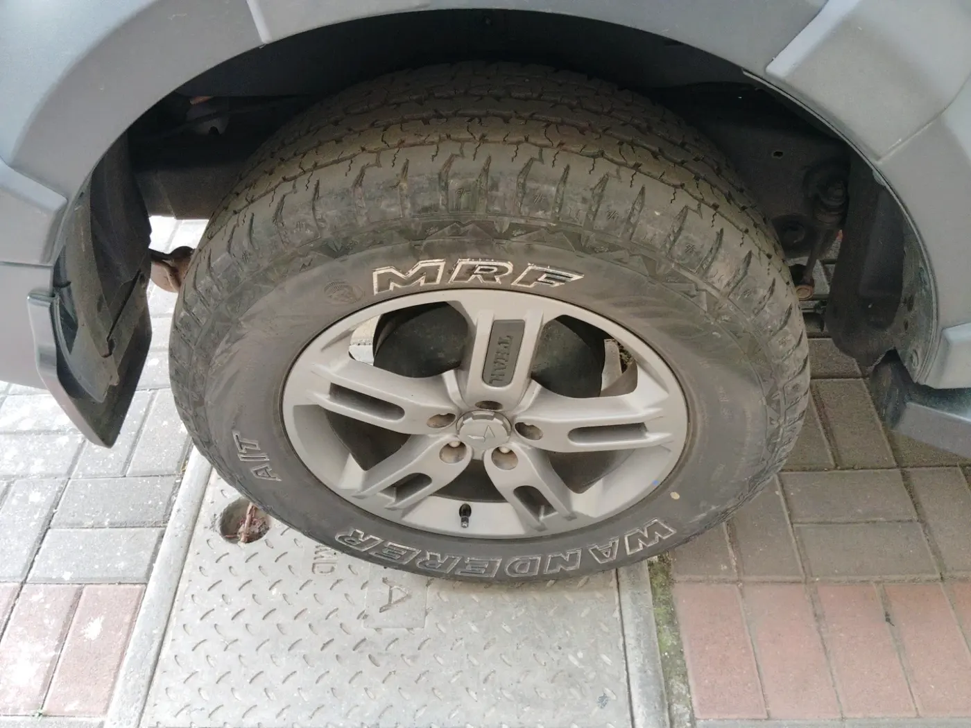 2022 Mahindra Thar LX HARD TOP 4WD MT, Diesel, Manual, 35,318 km, tyre