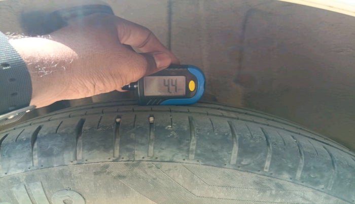 2020 Maruti Swift ZXI AMT, Petrol, Automatic, 41,104 km, tyre