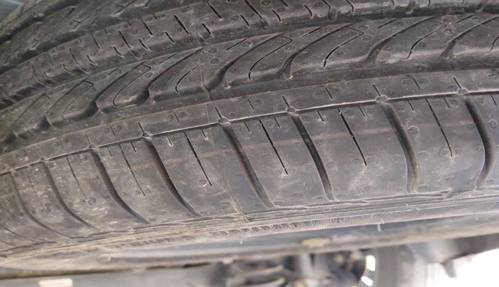 2024 MG HECTOR PLUS SAVVY PRO 1.5 TURBO CVT 6 STR, Petrol, Automatic, 22,001 km, tyre