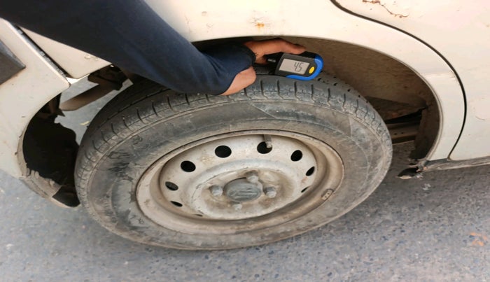 2011 Maruti Wagon R 1.0 LXI, Petrol, Manual, 81,196 km, tyre