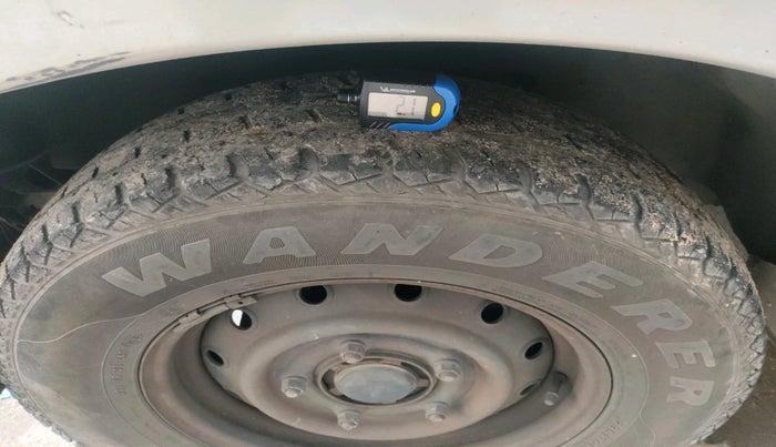 2011 Mahindra Scorpio SLE, Diesel, Manual, 1,34,195 km, tyre