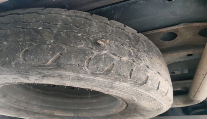 2011 Mahindra Scorpio SLE, Diesel, Manual, 1,34,195 km, tyre