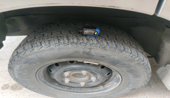 2011 Mahindra Scorpio SLE, Diesel, Manual, 1,34,195 km, tyre