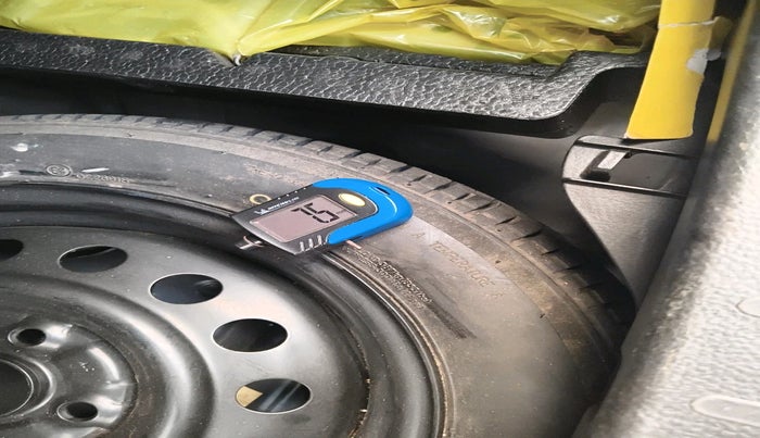 2017 Maruti Wagon R 1.0 VXI+ (O) MT, Petrol, Manual, 17,595 km, tyre