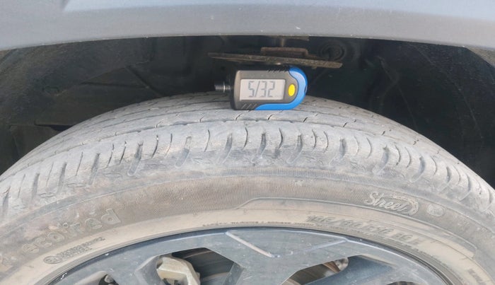 2024 Maruti FRONX Delta Plus (O) 1.2L MT, Petrol, Manual, 34,393 km, tyre