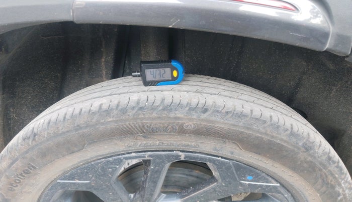 2024 Maruti FRONX Delta Plus (O) 1.2L MT, Petrol, Manual, 34,393 km, tyre