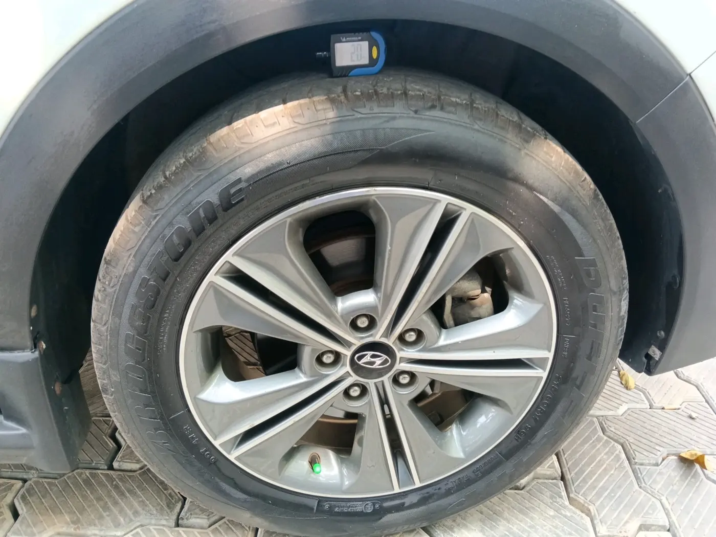 2018 Hyundai Creta SX PLUS AT 1.6 DIESEL, Diesel, Automatic, 1,19,860 km, tyre