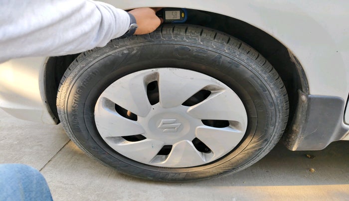 2017 Maruti Celerio VXI CNG, CNG, Manual, 1,14,368 km, tyre