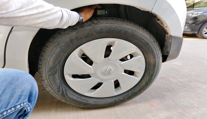 2017 Maruti Celerio VXI CNG, CNG, Manual, 1,14,368 km, tyre