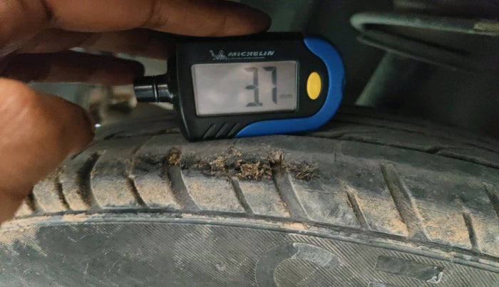 2019 Tata Tiago XZ PETROL, Petrol, Manual, 93,999 km, tyre