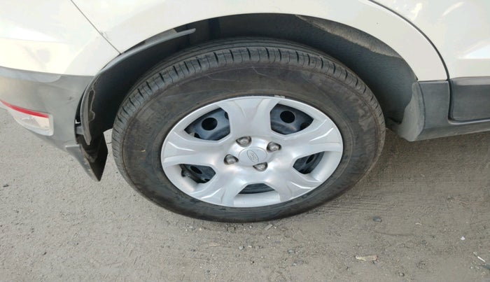 2015 Ford Ecosport TREND+ 1.0L ECOBOOST, Petrol, Manual, 99,668 km, tyre