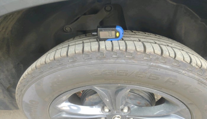 2020 Tata Harrier XT 2.0L KRYOTEC DARK EDITION, Diesel, Manual, 69,912 km, tyre