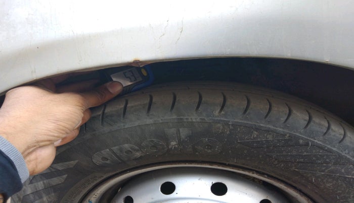 2011 Maruti Alto LXI, Petrol, Manual, 1,00,609 km, tyre