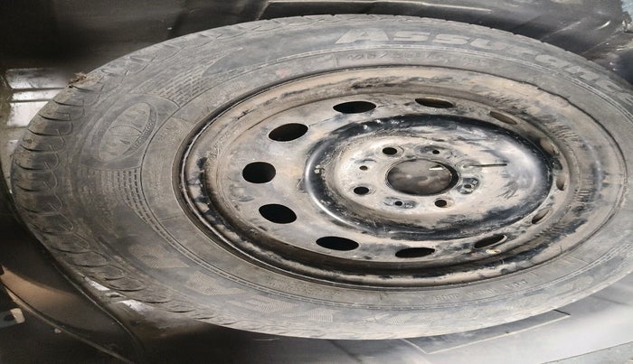 2016 Tata Tiago XZ PETROL, Petrol, Manual, 64,231 km, tyre