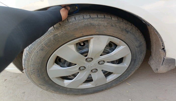 2014 Honda Mobilio 1.5L I-VTEC S, Petrol, Manual, 19,267 km, tyre