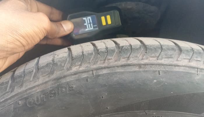 2024 Skoda SLAVIA STYLE 1.0L TSI AT, Petrol, Automatic, 34,063 km, tyre