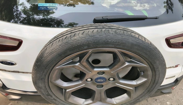 2018 Ford Ecosport TITANIUM 1.0L ECOBOOST SPORTS(SUNROOF), Petrol, Manual, 74,153 km, tyre