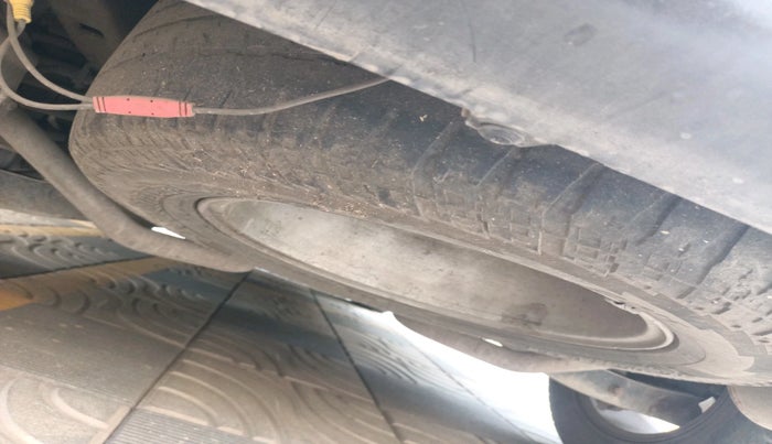 2012 Mahindra XUV500 W8 AWD, Diesel, Manual, 67,355 km, tyre