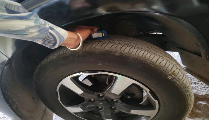 2024 Mahindra SCORPIO CLASSIC S11 MT 7S CC, Diesel, Manual, 27,965 km, tyre