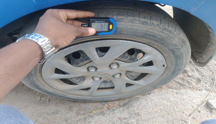 2017 Hyundai Grand i10 SPORTZ U2 1.2 CRDI, Diesel, Manual, 1,20,327 km, tyre