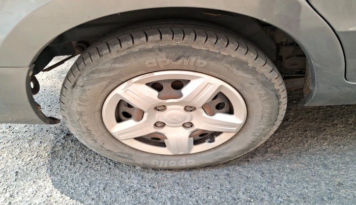 2013 Chevrolet Enjoy 1.3 LS 8 STR, Diesel, Manual, 1,77,572 km, tyre