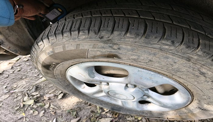 2011 Mahindra Scorpio SLE, Diesel, Manual, 1,95,499 km, tyre