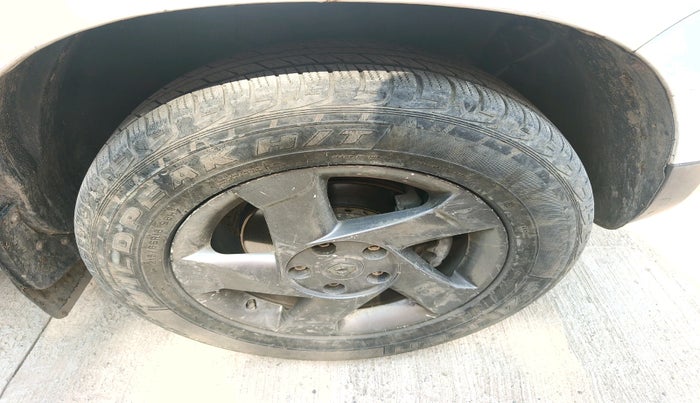 2015 Renault Duster 110 PS RXL DIESEL, Diesel, Manual, 86,225 km, tyre