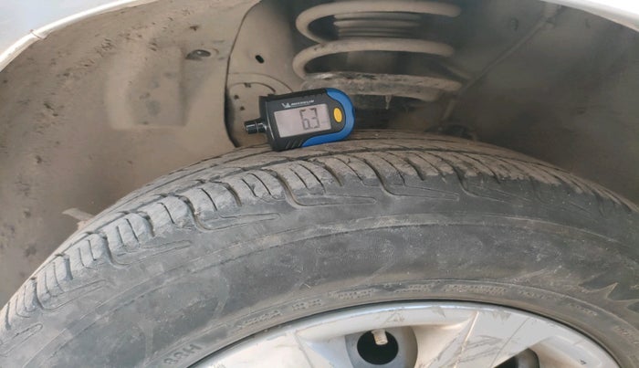 2015 Hyundai Elite i20 SPORTZ 1.2, Petrol, Manual, 74,369 km, tyre