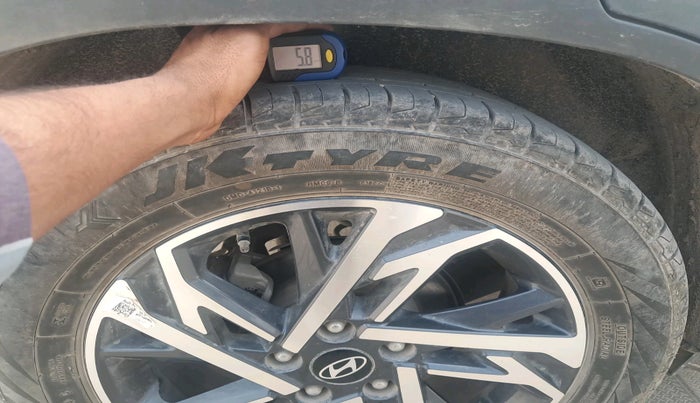 2024 Hyundai Creta SX TECH 1.5 PETROL, Petrol, Manual, 18,994 km, tyre