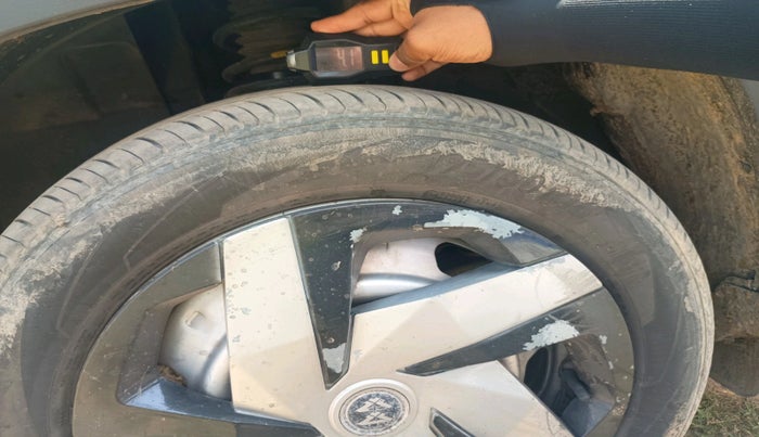 2022 Nissan MAGNITE XE, Petrol, Manual, 24,715 km, tyre