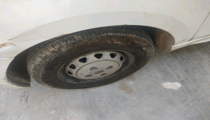 2017 Tata Tiago XM PETROL, Petrol, Manual, 98,159 km, tyre