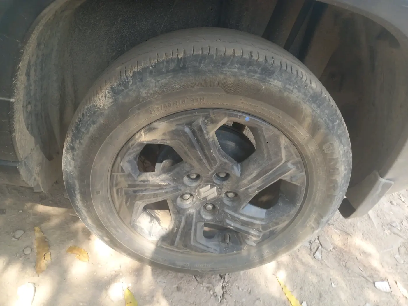 2022 Maruti BREZZA ZXI SMART HYBRID , Petrol, Manual, 1,08,884 km, tyre