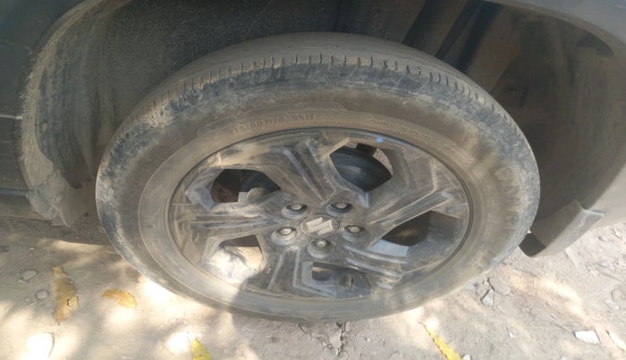 2022 Maruti BREZZA ZXI SMART HYBRID , Petrol, Manual, 1,08,884 km, tyre