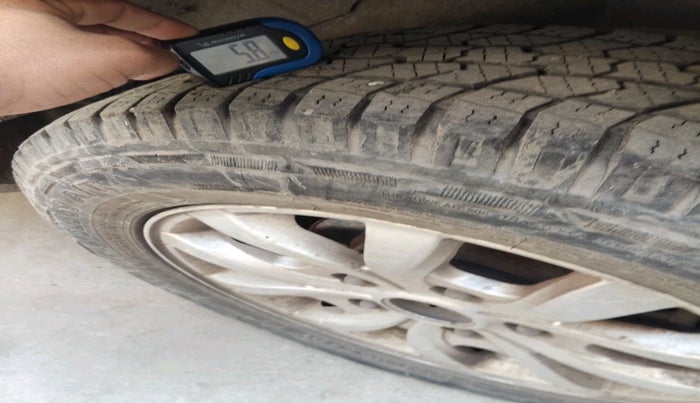 2018 Mahindra XUV500 W10 1.99, Diesel, Manual, 76,978 km, tyre