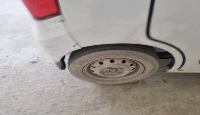 2018 Maruti Wagon R 1.0 LXI CNG, CNG, Manual, 1,50,548 km, tyre