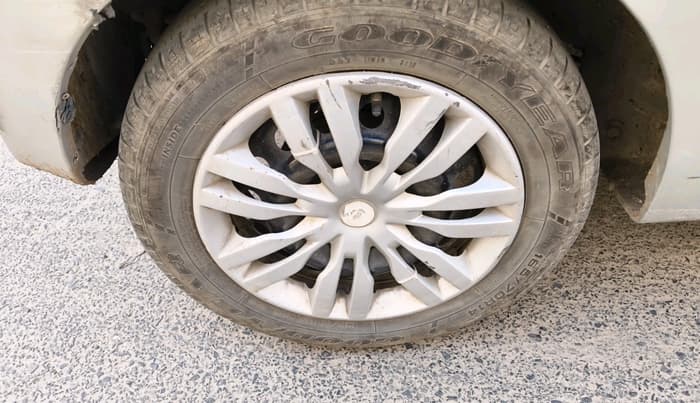 2018 Maruti Celerio VXI CNG, CNG, Manual, 97,875 km, tyre