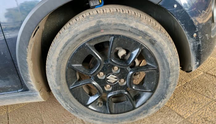 2023 Maruti IGNIS ZETA 1.2 AMT, Petrol, Automatic, 23,310 km, tyre