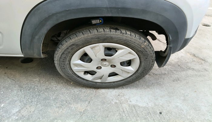 2021 Renault Kwid RXL 1.0 AMT, Petrol, Automatic, 43,114 km, tyre