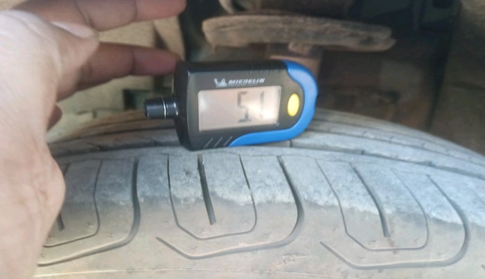 2023 Tata NEXON FEARLESS + SUNROOF DUAL TONE 1.2 PETROL, Petrol, Manual, 12,767 km, tyre