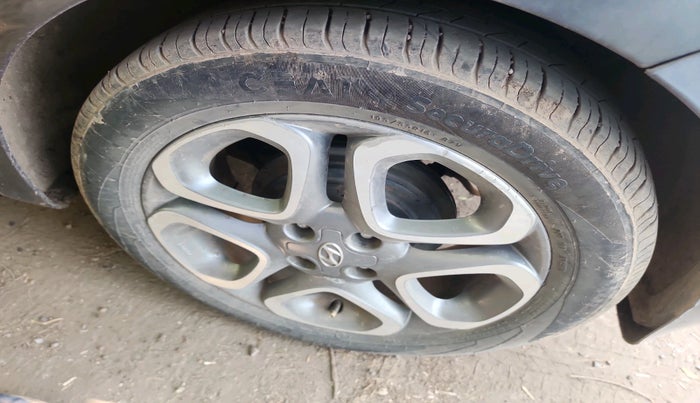 2018 Hyundai Elite i20 ASTA 1.2 (O), Petrol, Manual, 85,905 km, tyre