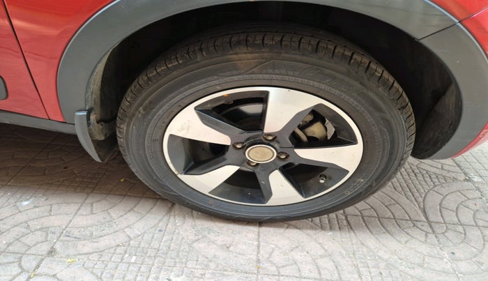 2018 Tata NEXON XZA PLUS PETROL, Petrol, Automatic, 56,094 km, tyre