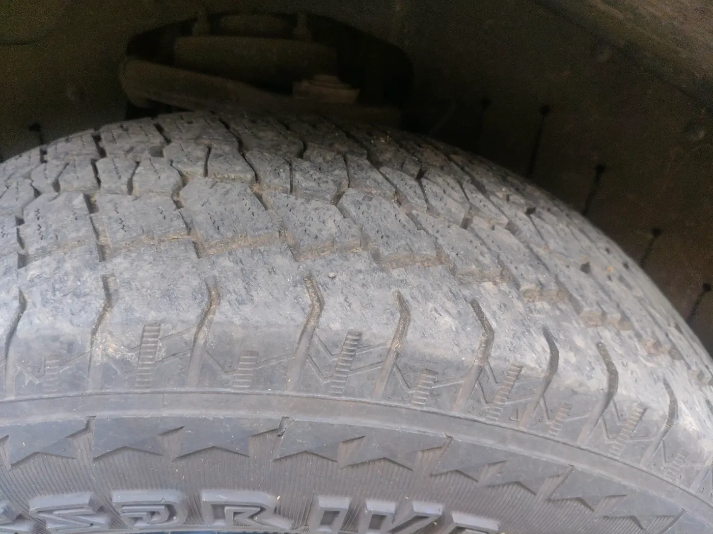 2025 Mahindra Thar Roxx AX7 L Diesel AT 4WD, Diesel, Automatic, 16,918 km, tyre