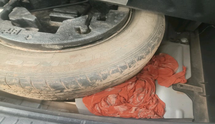 2017 Hyundai Creta SX PLUS 1.6 PETROL, Petrol, Manual, 69,418 km, tyre