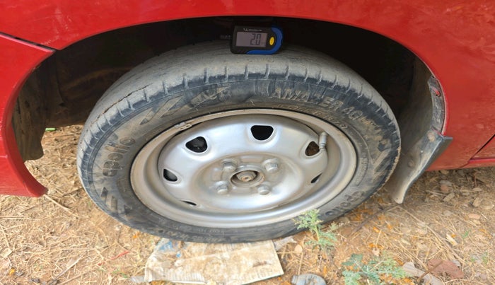 2011 Maruti Zen CARBON, Petrol, Manual, 73,475 km, tyre