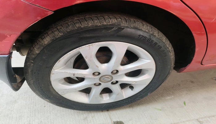 2014 Nissan Micra XV CVT, Petrol, Automatic, 72,119 km, tyre