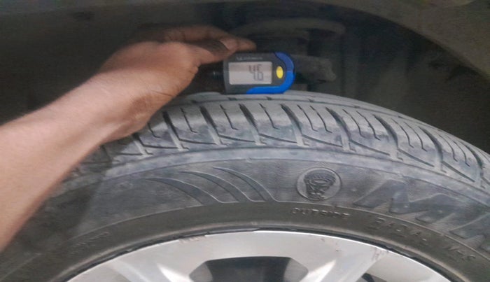 2019 Jeep Compass SPORT 2.0 DIESEL, Diesel, Manual, 1,52,433 km, tyre