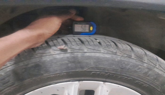 2019 Jeep Compass SPORT 2.0 DIESEL, Diesel, Manual, 1,52,433 km, tyre