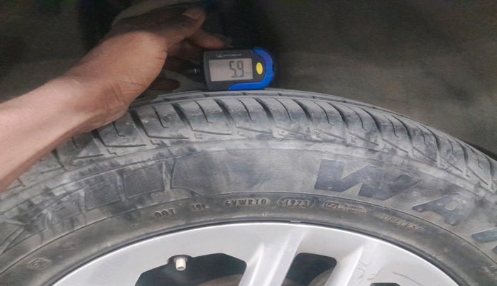 2019 Jeep Compass SPORT 2.0 DIESEL, Diesel, Manual, 1,52,433 km, tyre