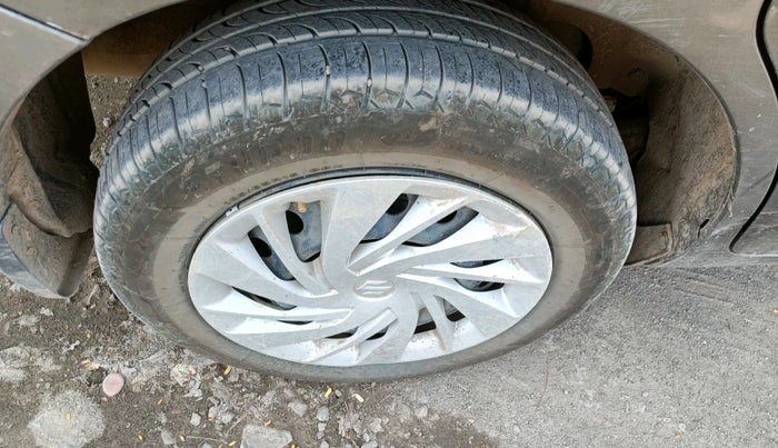 2020 Maruti Ertiga VXI CNG, CNG, Manual, 1,49,093 km, tyre