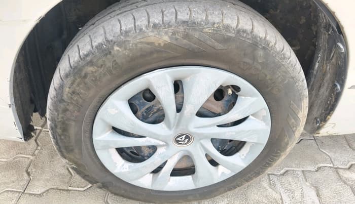 2015 Maruti Celerio ZDI, Diesel, Manual, 1,82,237 km, tyre